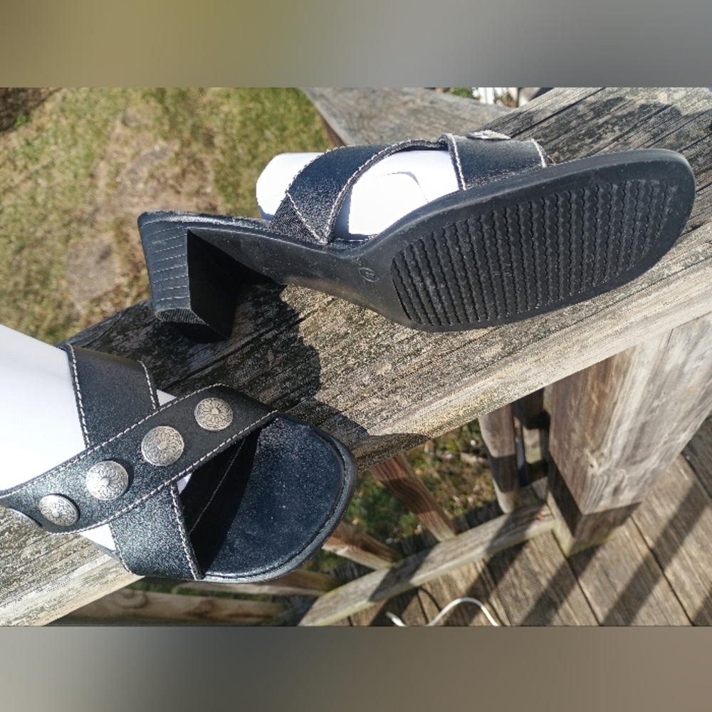 Avon Black Heeled Sandals